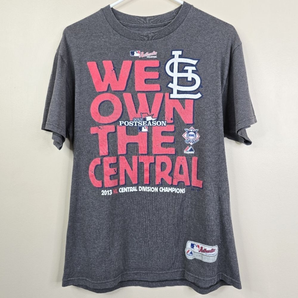 Majestic Saint Louis Cardinals 2013 Post Season NL Central Champs SS Tee Medium